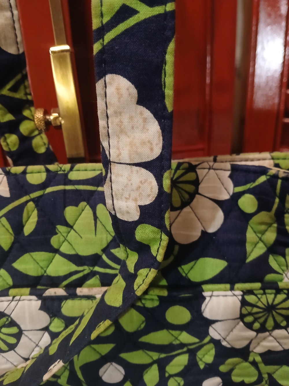 Vera Bradley Navy Floral Quilted Crossbody Bag - Picture 6 of 7